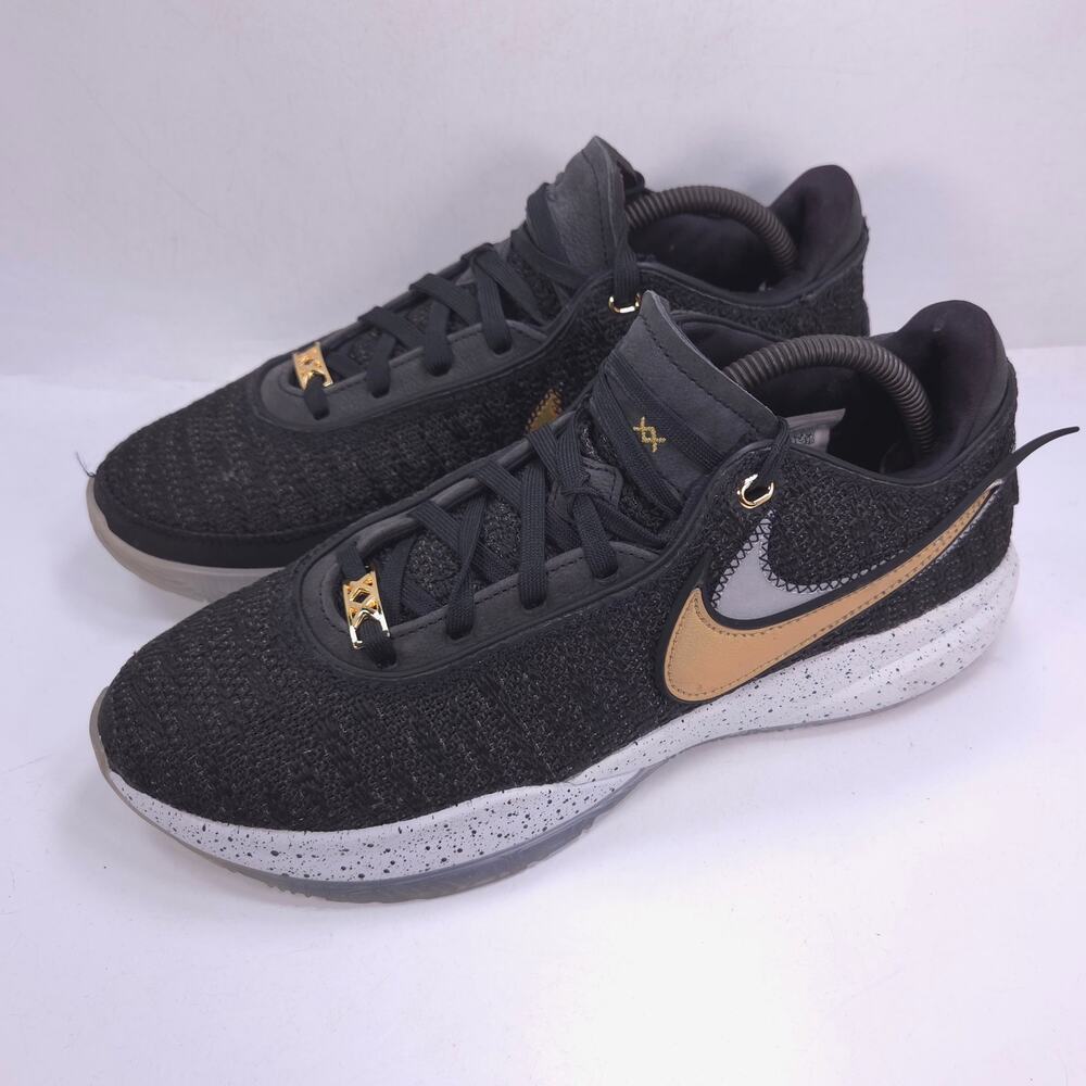 Nike LeBron 20 Athletic Lace Up Shoe Mens Size 9 DJ5423-003 Black
